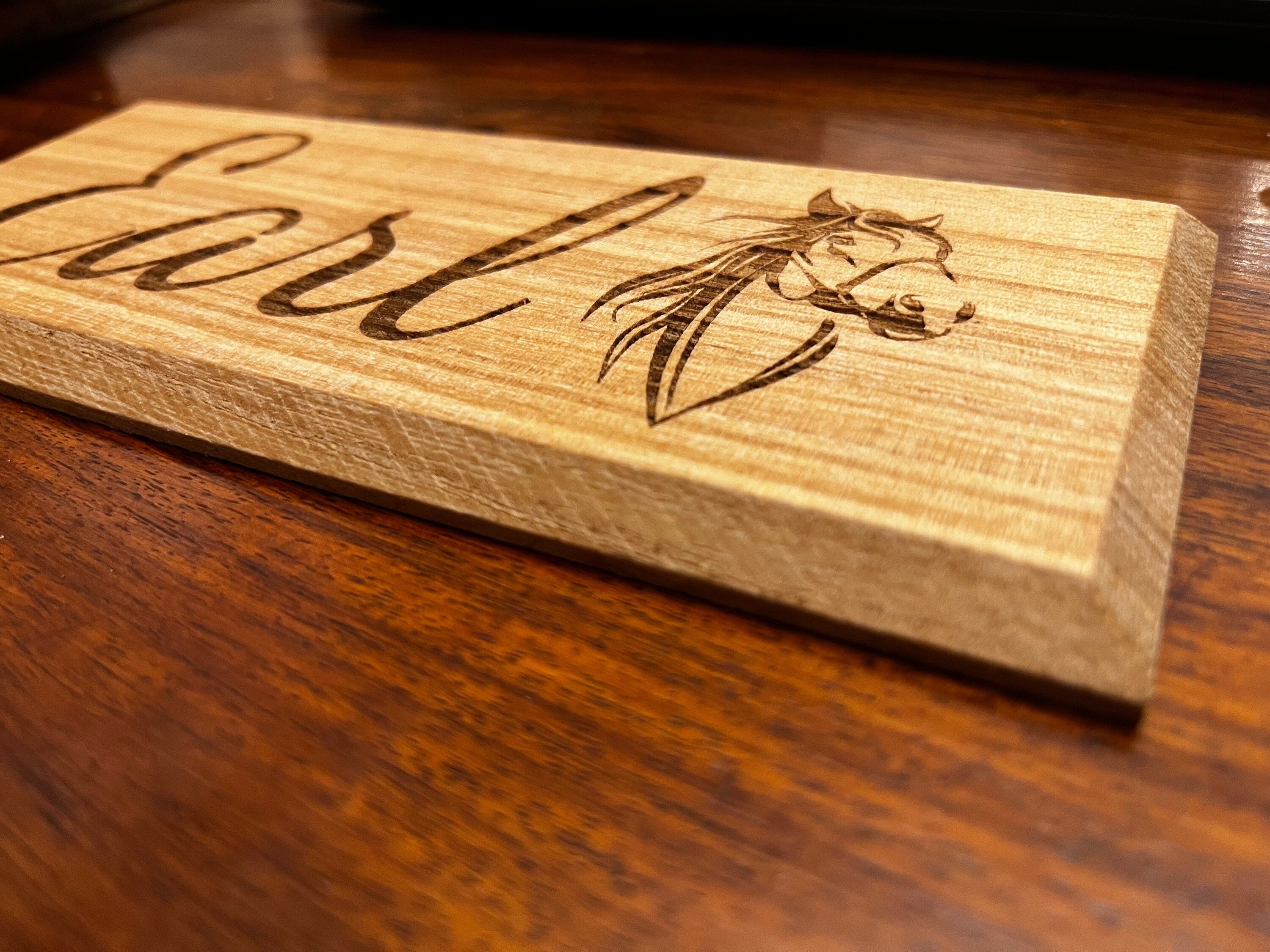 Personalised Wooden Stable Door Sign – Custom Horse Name Plaque – Engraved Equestrian Yard Sign
