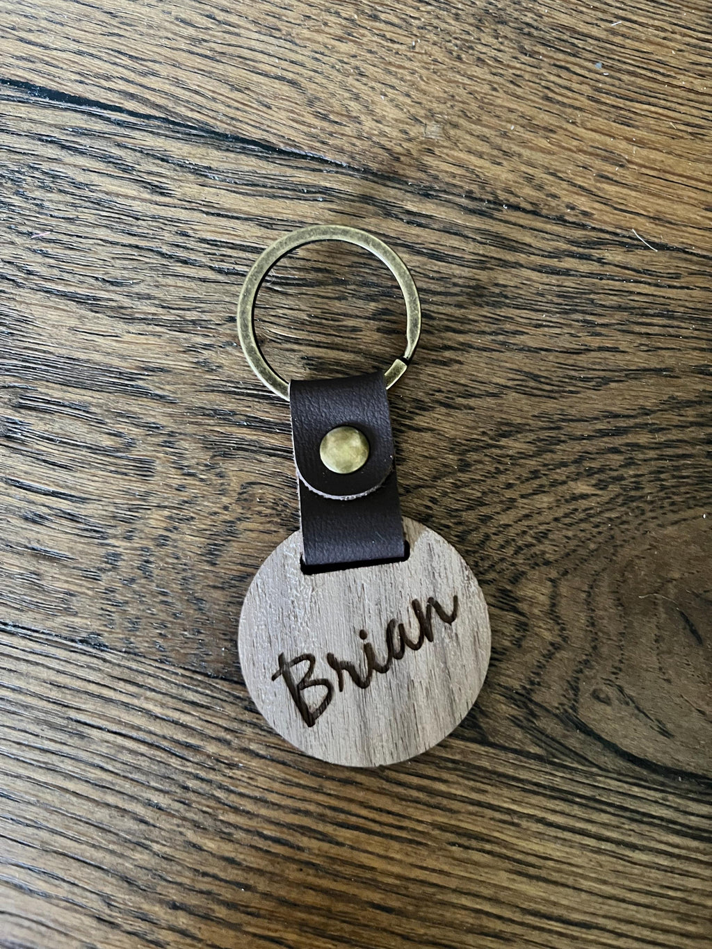 Custom Pet Portrait Keyring: Dark Wood & Leather, Personalized Pet Memorial